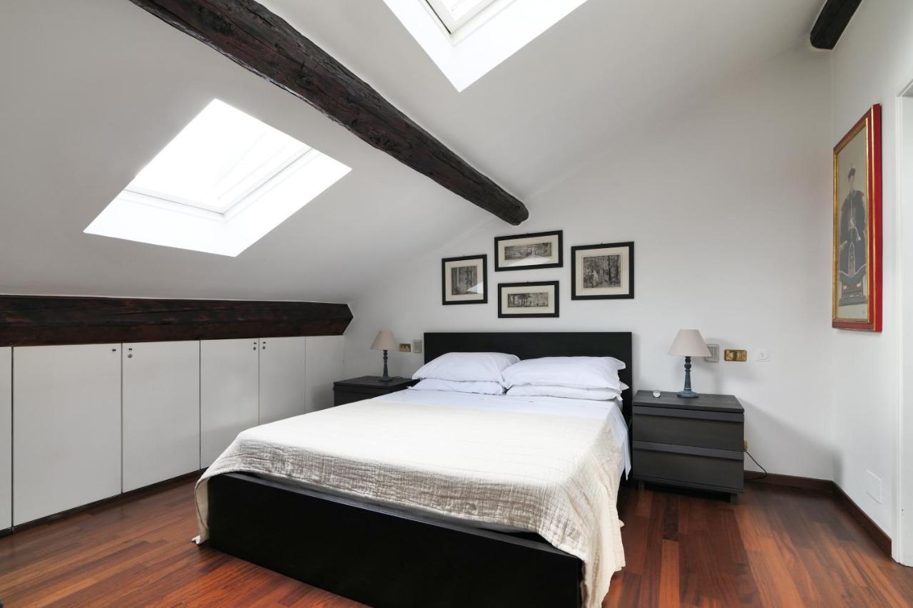Elegant P.Venezia Attic Lejlighed Milano Eksteriør billede